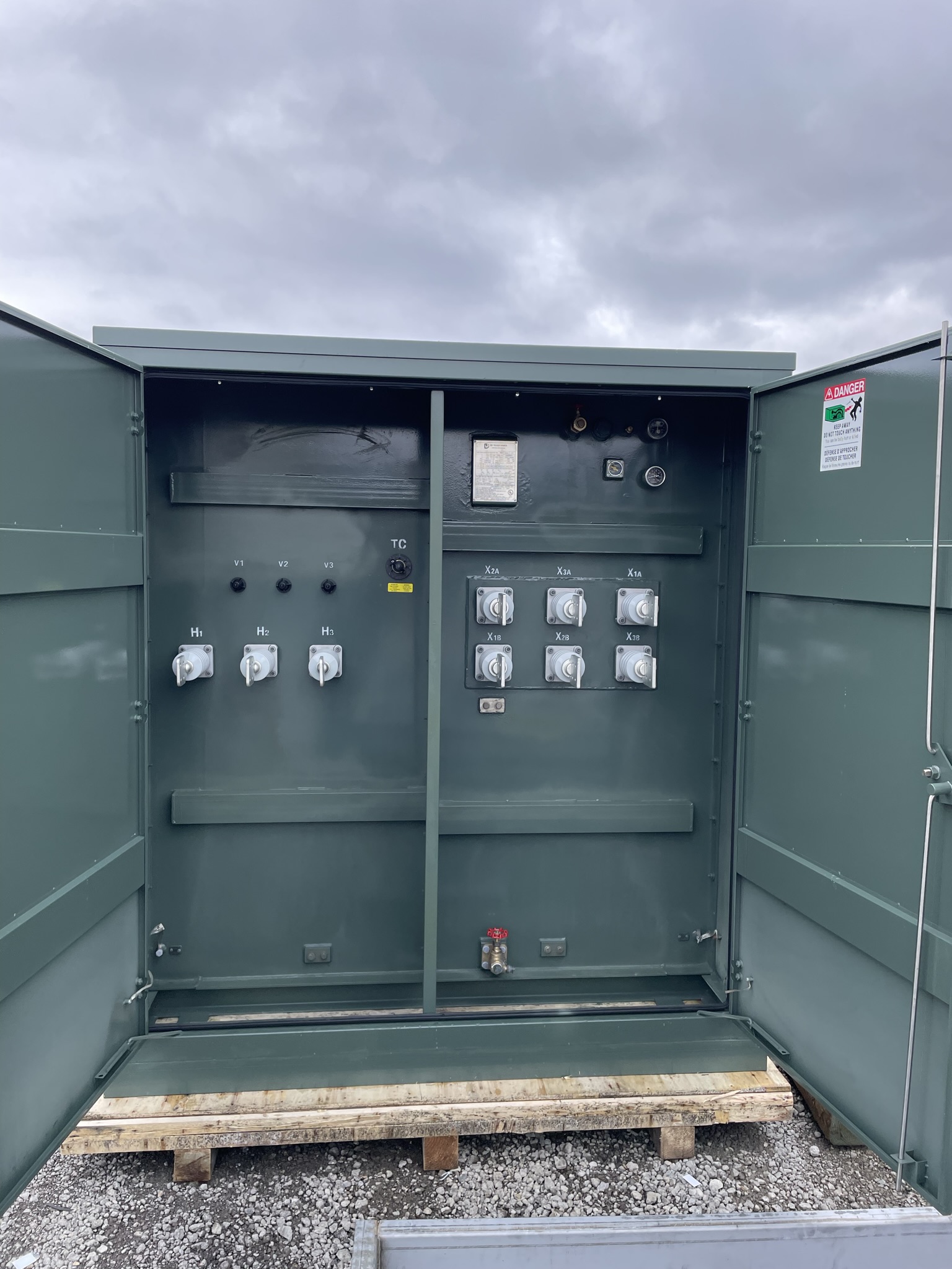 12003 | Philips Brothers Electrical Contractors | Laravel